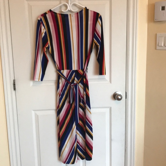 Suzy Shier multi-colored dress - Picture 2 of 5